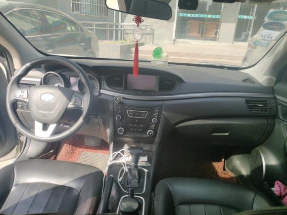 [南京·苏A] 二手奔腾奔腾B502016款 1.4T 自动豪华型