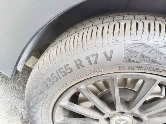 [上海·沪E] 二手奔驰威霆2021款 2.0T 精英版 7座