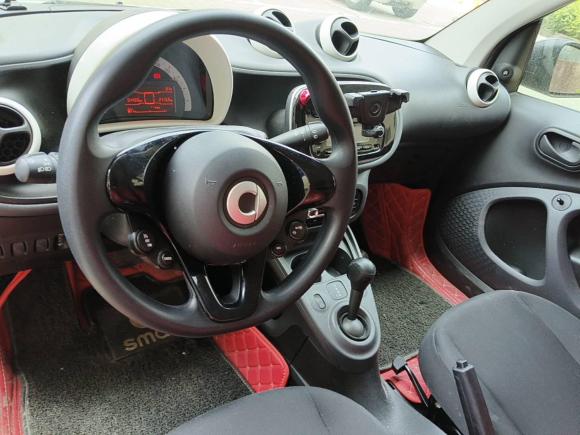 [济南·鲁A] 二手smartsmart fortwo2015款 1.0L 52千瓦硬顶灵动版