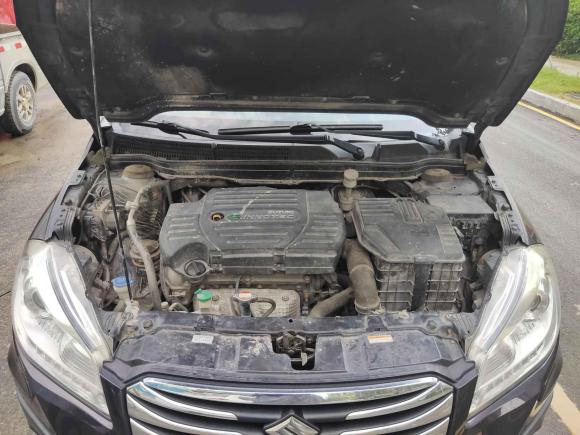 [深圳·粤S] 二手铃木锋驭2014款 1.6L CVT两驱精英型