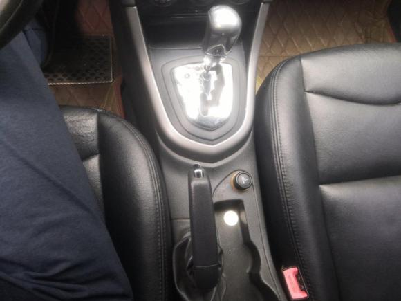 [上海·浙A] 二手标致标致4082013款 2.0L 自动舒适版