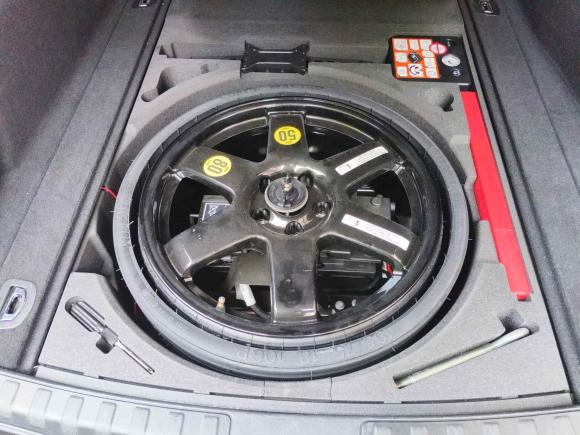 [苏州·苏E] 二手阿尔法·罗密欧Stelvio斯坦维2017款 2.0T 200HP 豪华版