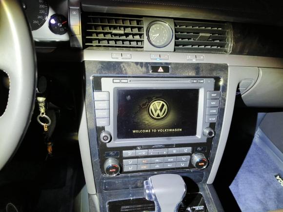 [苏州·苏E] 二手大众辉腾2014款 3.0L 商务型