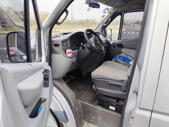 [苏州·苏U] 二手福田图雅诺2021款 2.0T手动通途长轴中顶5/6/7座4F20TC3