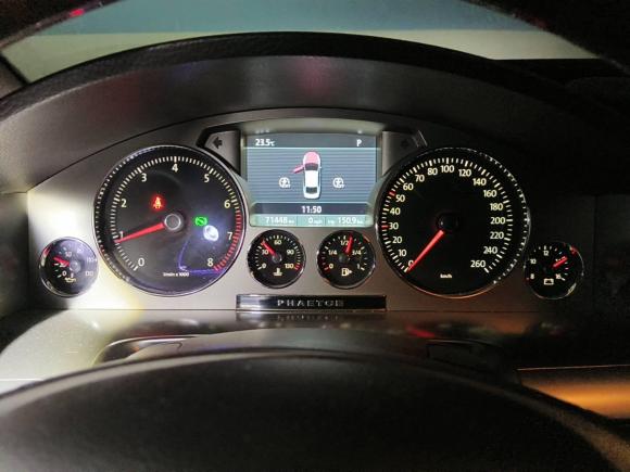 [西安·陕A] 二手大众辉腾2012款 3.0L 行政型