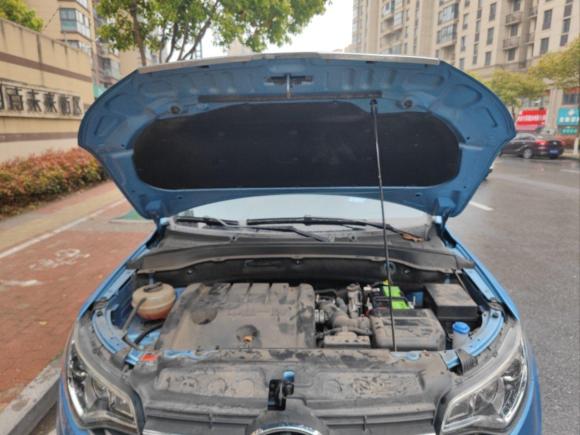 [南京·苏A] 二手一汽森雅R72017款 1.6L 自动尊贵型