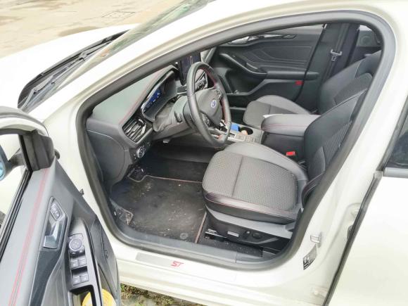 [南通·苏F] 二手福特福克斯2021款 三厢 EcoBoost 180 自动ST Line