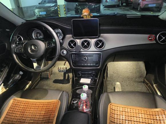 [上海·沪E] 二手奔驰奔驰GLA2016款 GLA 200 蓝调版