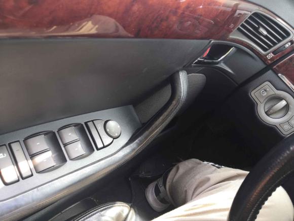 [上海·沪A] 二手别克林荫大道2010款 3.0 豪华版