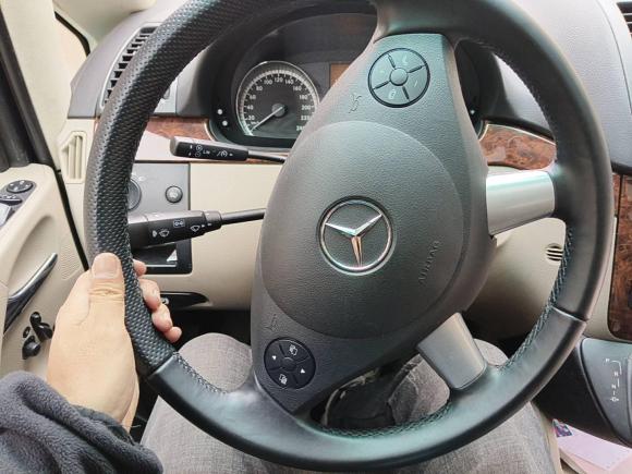 [上海·苏E] 二手奔驰唯雅诺2006款 Viano 3.2L