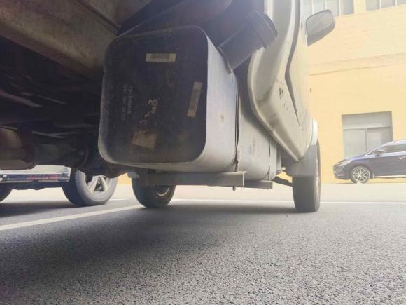 [杭州·浙A] 二手长安跨越新豹MINI2016款 1.2L双排2710后单轮DK12-10