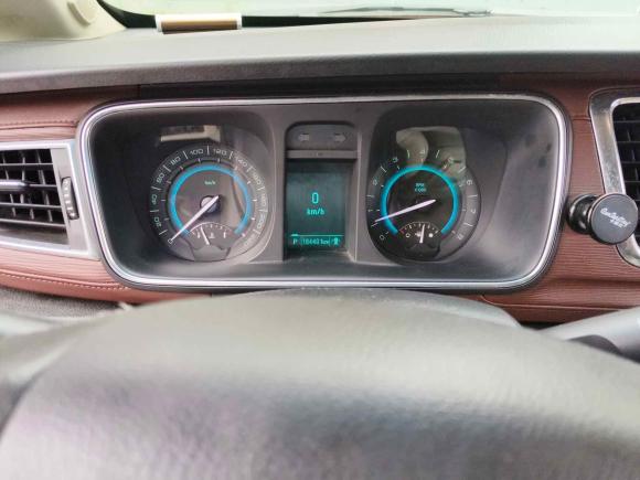 [青岛·鲁U] 二手别克别克GL82014款 3.0L GT豪华商务豪雅版