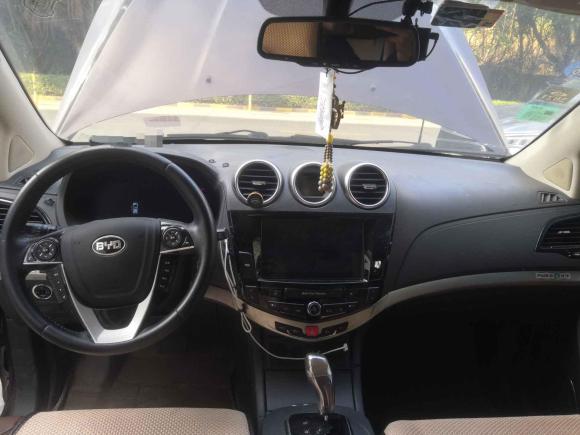 [深圳·粤B] 二手比亚迪比亚迪S72015款 2.0T 升级版 自动旗舰型