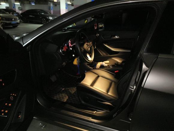 [无锡·苏B] 二手奔驰奔驰CLA2017款 CLA 200 动感型