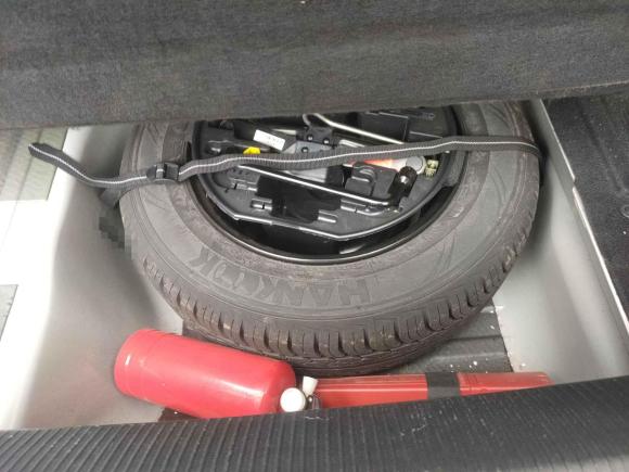 [苏州·苏E] 二手雪铁龙雪铁龙C4L2013款 1.8L 手动劲享版