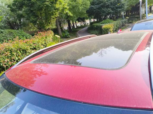 [上海·赣F] 二手众泰众泰T7002017款 1.8T 双离合尊贵型