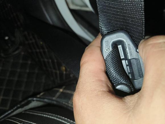 [成都·渝A] 二手奔驰奔驰GLA2016款 GLA 200 动感型