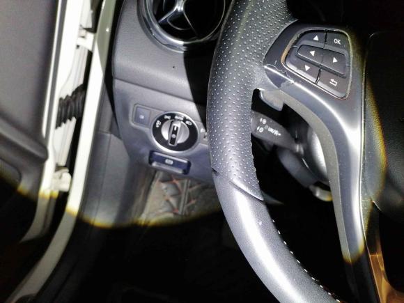 [佛山·粤A] 二手奔驰奔驰GLA2018款 GLA 200 动感型