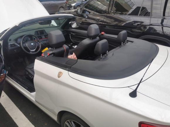 [温州·浙C] 二手宝马宝马2系2018款 220i 敞篷轿跑车 运动设计套装