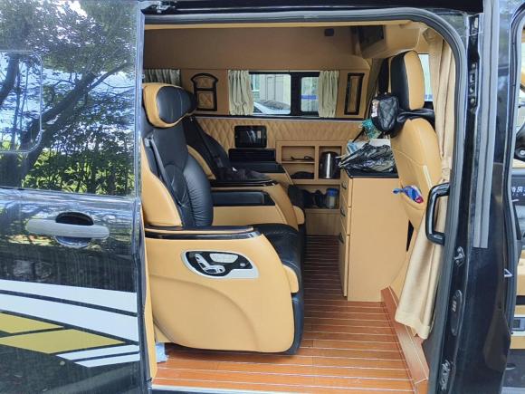 [上海·苏U] 二手福特全顺2020款 2.0T汽油自动多功能商用车中轴低顶双开尾门国VI