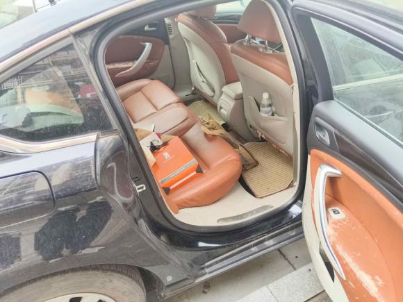 [南昌·赣A] 二手雪铁龙雪铁龙C52014款 2.0L 自动尊悦型