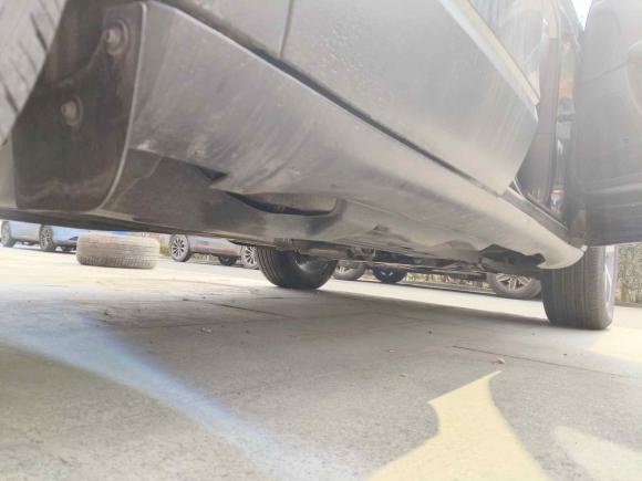 [青岛·鲁U] 二手Jeep自由光2019款 2.0T 四驱探享版+自动驾驶智慧包 国VI