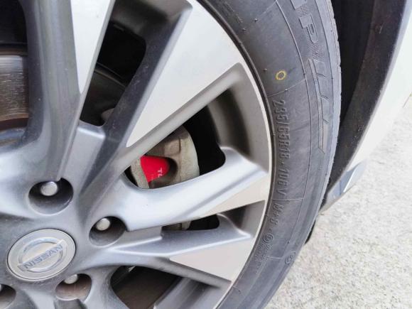 [佛山·粤E] 二手日产楼兰2015款 2.5L XL 两驱智尚版