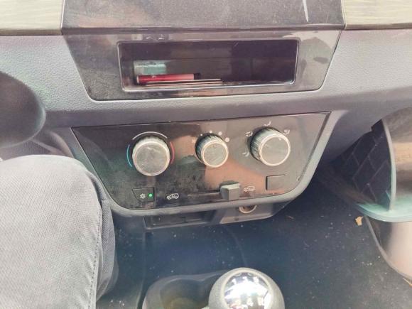 [无锡·苏B] 二手金杯小海狮X302021款 1.5L 标准型无空调版客车国VI SWC15M