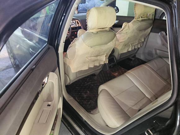 [芜湖·粤A] 二手奥迪奥迪A6L2011款 2.0 TFSI 自动标准型