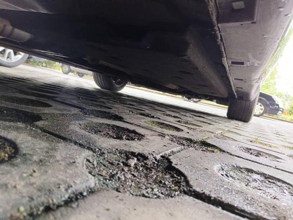 [苏州·黑E] 二手红旗红旗H92020款 2.0T 智联旗畅版