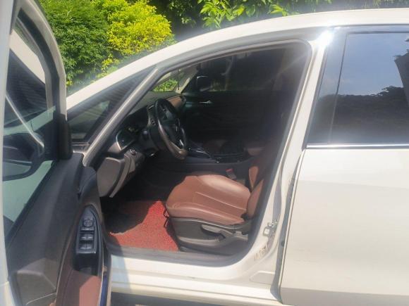 [广州·浙C] 二手别克别克GL62018款 18T 6座尊贵型