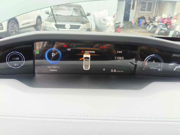 [无锡·苏B] 二手长安长安UNI-V2022款 1.5T 尊贵型