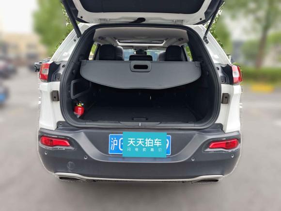 [上海·沪G] 二手Jeep自由光2016款 2.4L 优越版
