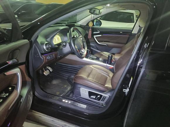 [上海·湘K] 二手魏牌魏牌 VV72017款 2.0T 旗舰型