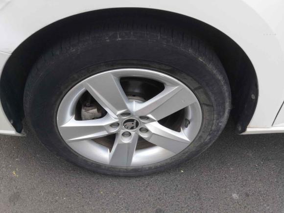 [温州·浙C] 二手斯柯达晶锐2017款 1.4L 自动车享版