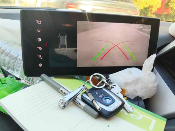 [青岛·鲁B] 二手宝马宝马i32020款 快充畅行款