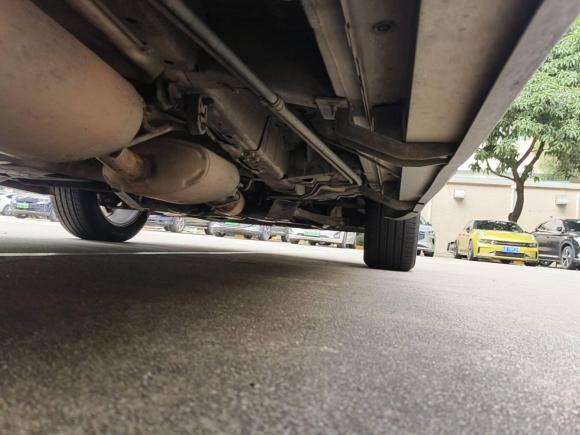 [深圳·粤B] 二手英菲尼迪英菲尼迪QX602014款 2.5 S/C Hybrid 两驱卓越版