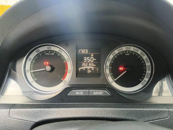 [上海·沪C] 二手斯柯达昕锐2019款 1.5L 手动舒适版 国VI