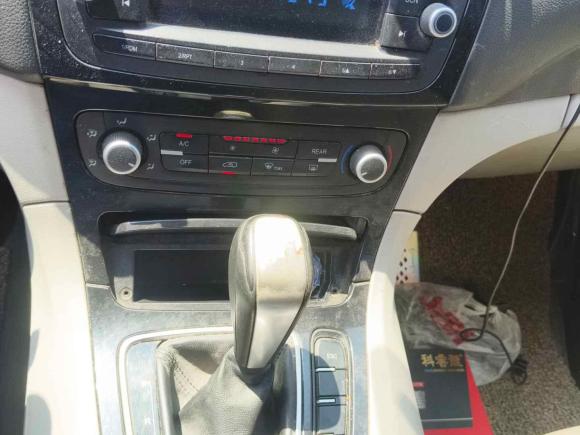 [上海·沪D] 二手华颂华颂72015款 2.0T 自动舒适型