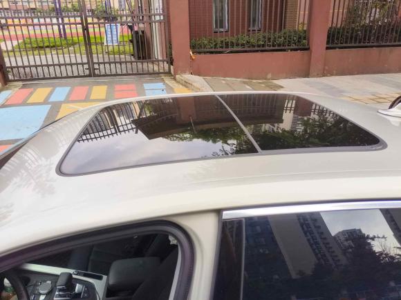 [成都·川A] 二手奥迪奥迪A4L2018款 30周年年型 40 TFSI 时尚型