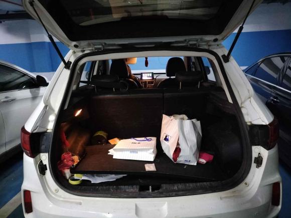 [南昌·赣E] 二手奔腾奔腾X402017款 1.6L 手动舒适型