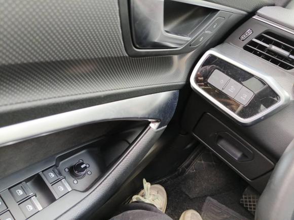 [上海·沪E] 二手奥迪奥迪A6L2019款 45 TFSI 臻选动感型