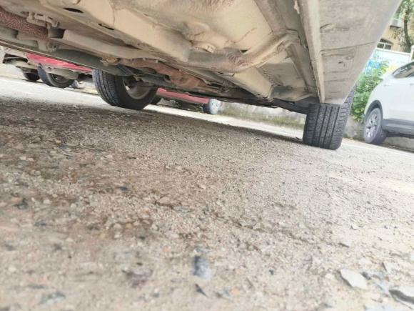 [台州·浙J] 二手Jeep自由客2011款 2.4 运动版