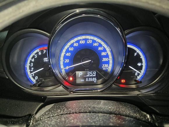 [济南·鲁A] 二手丰田YARiS L 致炫2016款 改款 1.5G CVT炫动天窗版