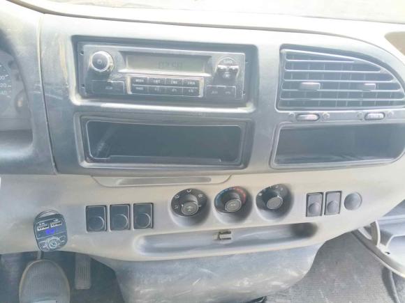 [上海·沪B] 二手福特经典全顺2013款 2.8T改款柴油厢式运输车短轴中顶JX493ZLQ4