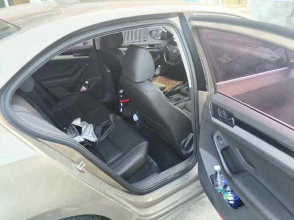 [上海·沪D] 二手大众速腾2018款 280TSI DSG熠动版