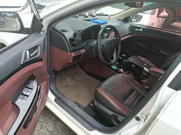 [佛山·粤W] 二手比亚迪速锐2016款 1.5L 手动精英型