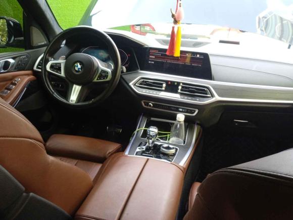 [南京·苏A] 二手宝马宝马X72021款 xDrive40i 尊享型M运动套装