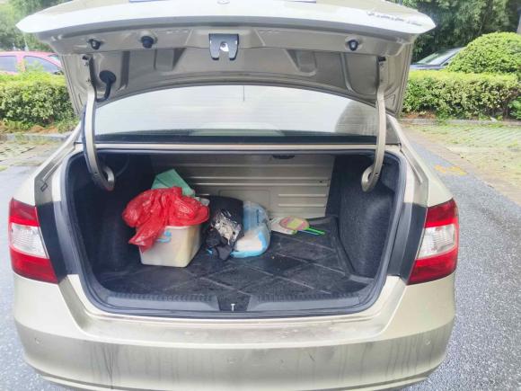 [嘉兴·沪C] 二手斯柯达昕锐2015款 1.6L 自动智选型