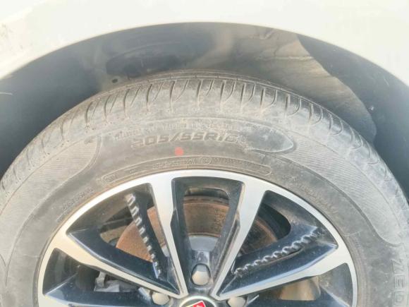 [上海·鄂A] 二手荣威荣威i52020款 1.5L 自动4G互联领豪旗舰版